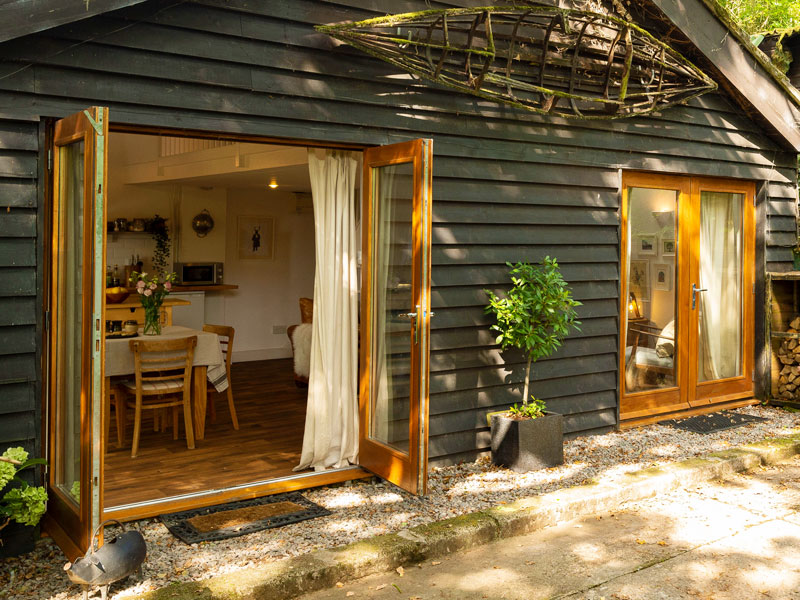 Little House In The Big Woods Holiday Cabin In Forest Of Dean